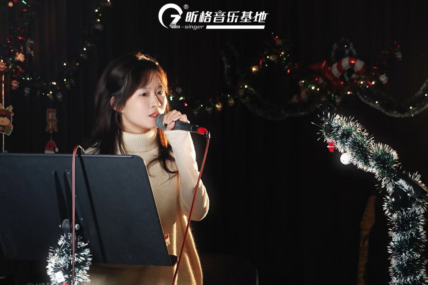 CZ 昕格音乐基地音乐沙龙演唱记录一