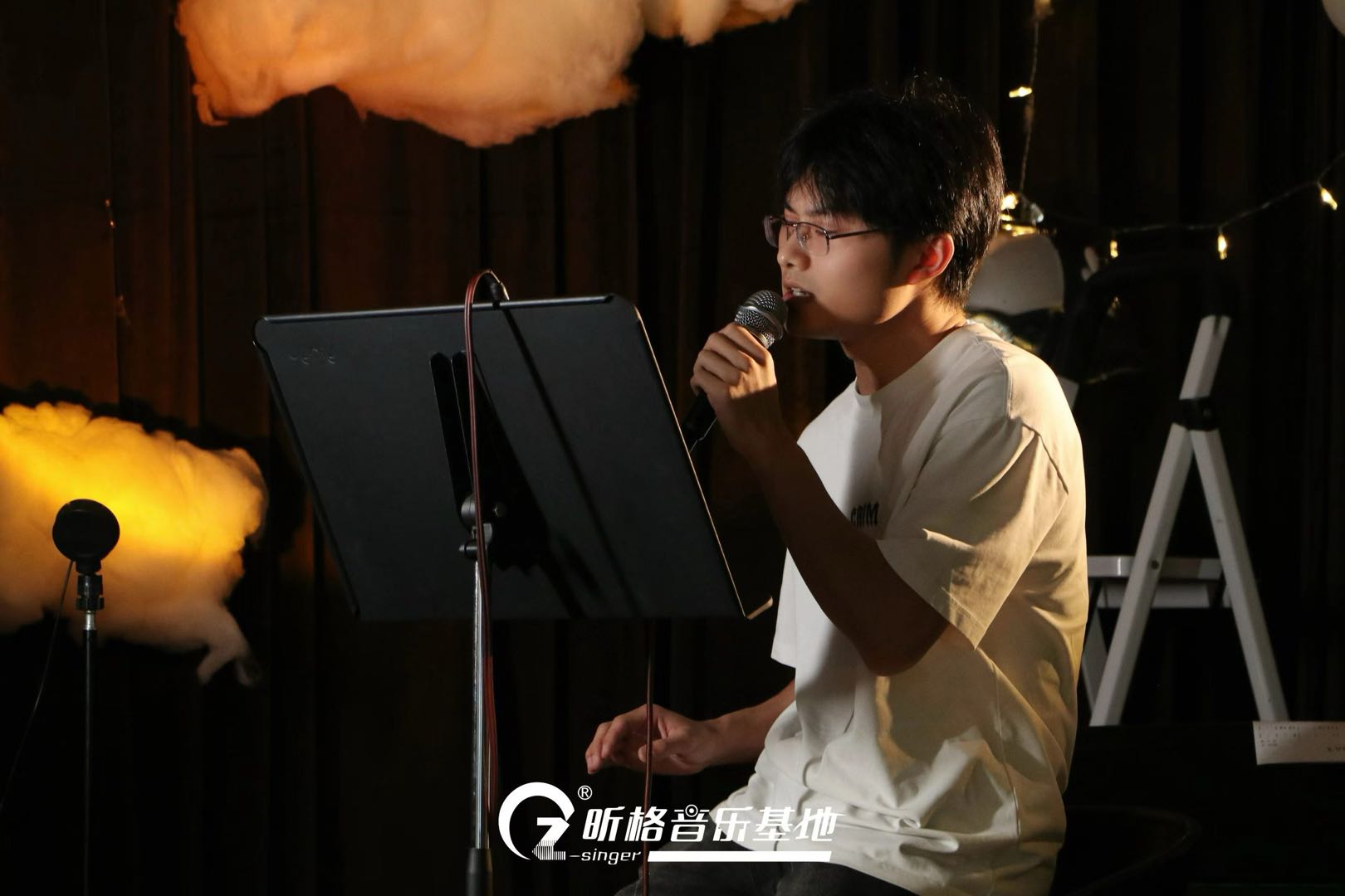 CZ 昕格音乐基地音乐沙龙演唱记录五
